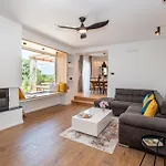 Mila By Istrabook Villa *