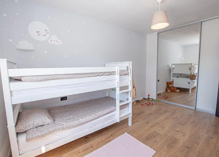 Mila By Istrabook * Kunj