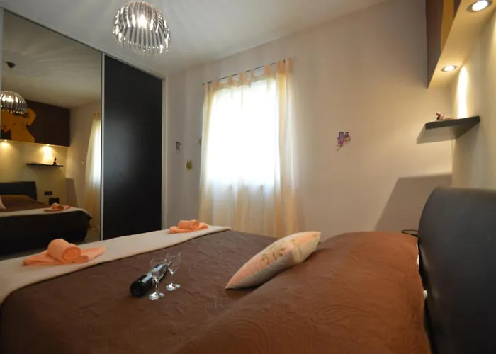 Mila By Istrabook Villa