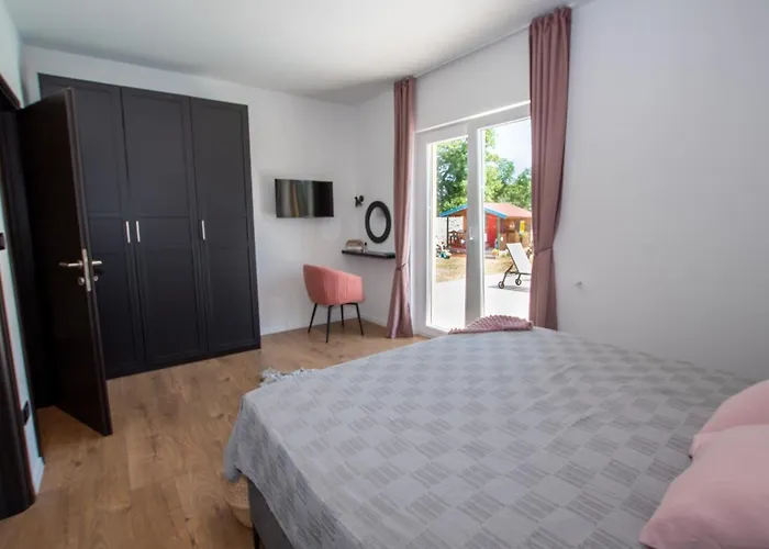 Mila By Istrabook Villa *