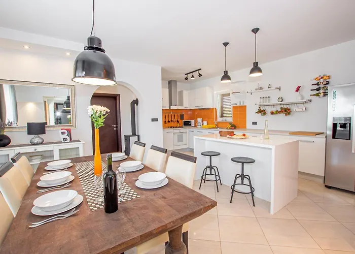 Mila By Istrabook Villa *